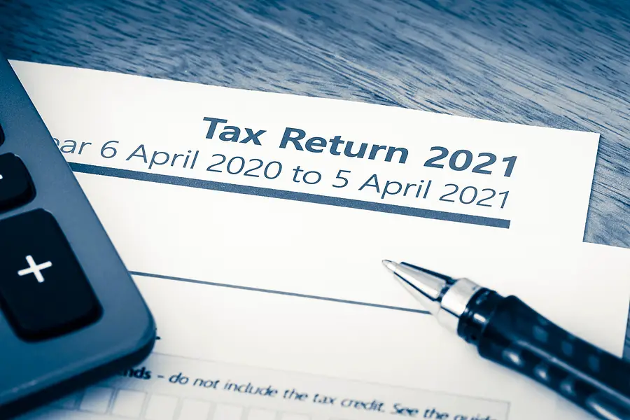 Self assessment tax return being submitted by using hmrc personal tax account
