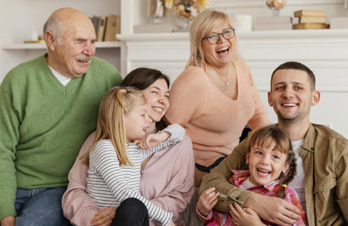 Family finding out about universal credit and income tax